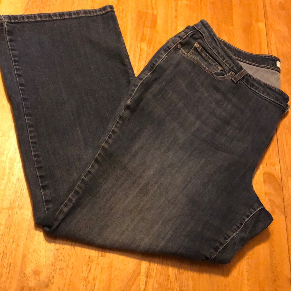 Women’s 580 Boot Cut Jeans - Distressed